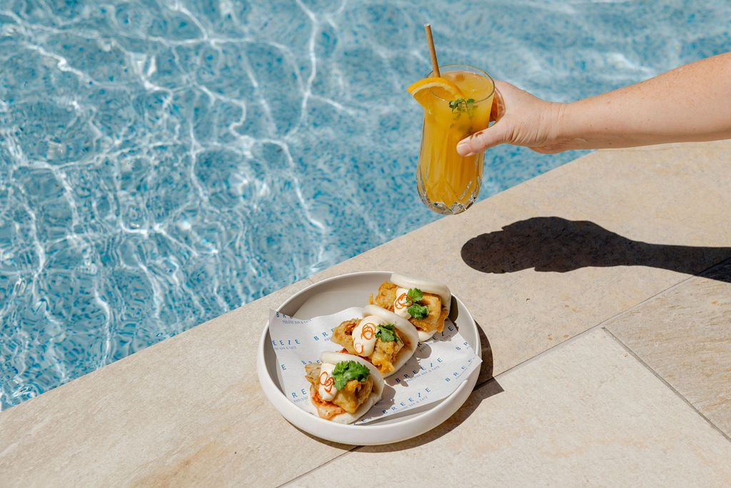 Breeze Poolside Bar and Eats