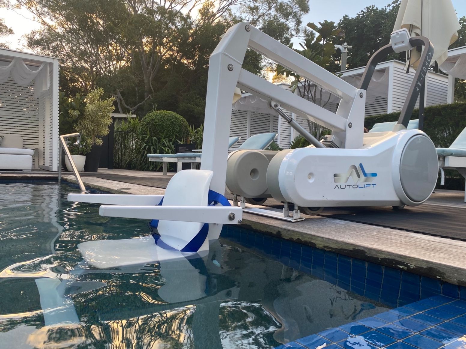 Pool Hoist - Accessible accommodation Byron Bay | Elements of Byron
