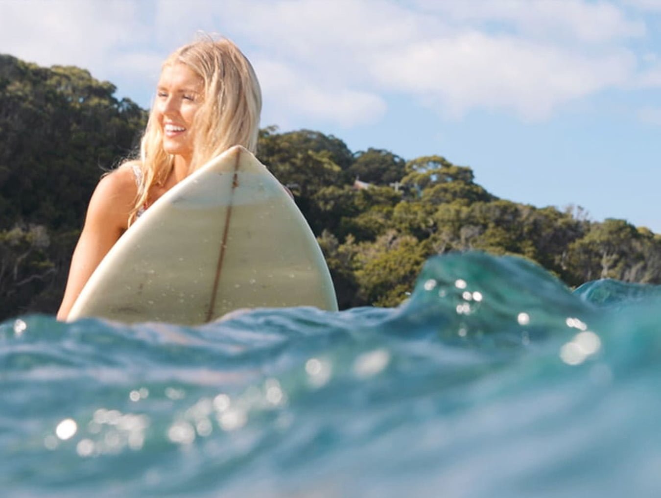 Pass It On - Byron Bay - Surfing Australia 